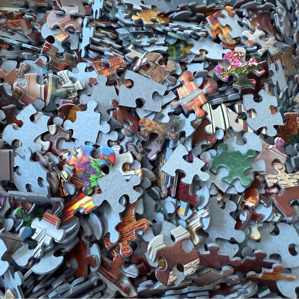WHITE MOUNTAIN 1000pc Seaside Dreams puzzle - Picture 9 of 10